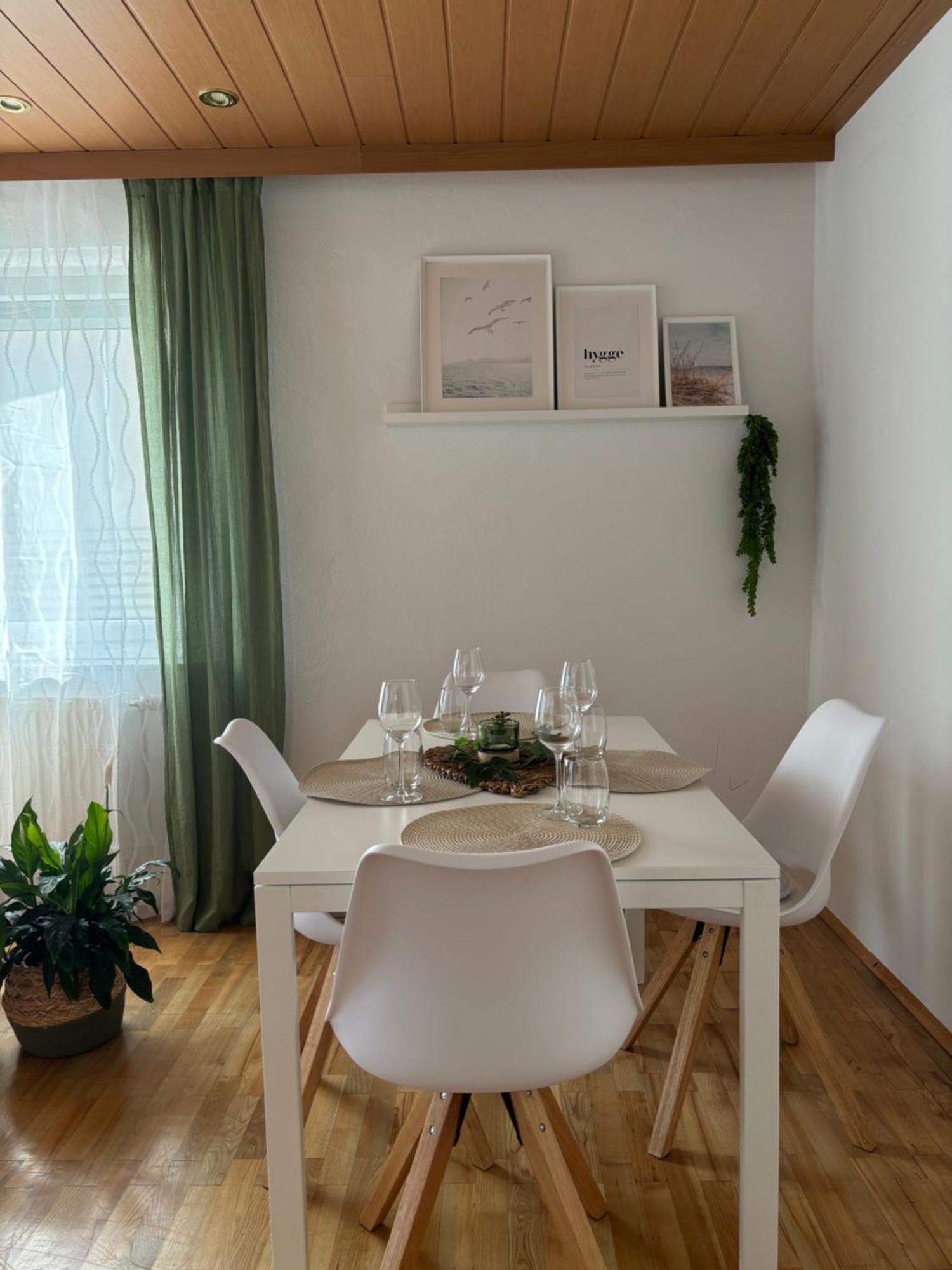 Wohnung See- Und Bergnaehe กมุนเดน ห้อง รูปภาพ